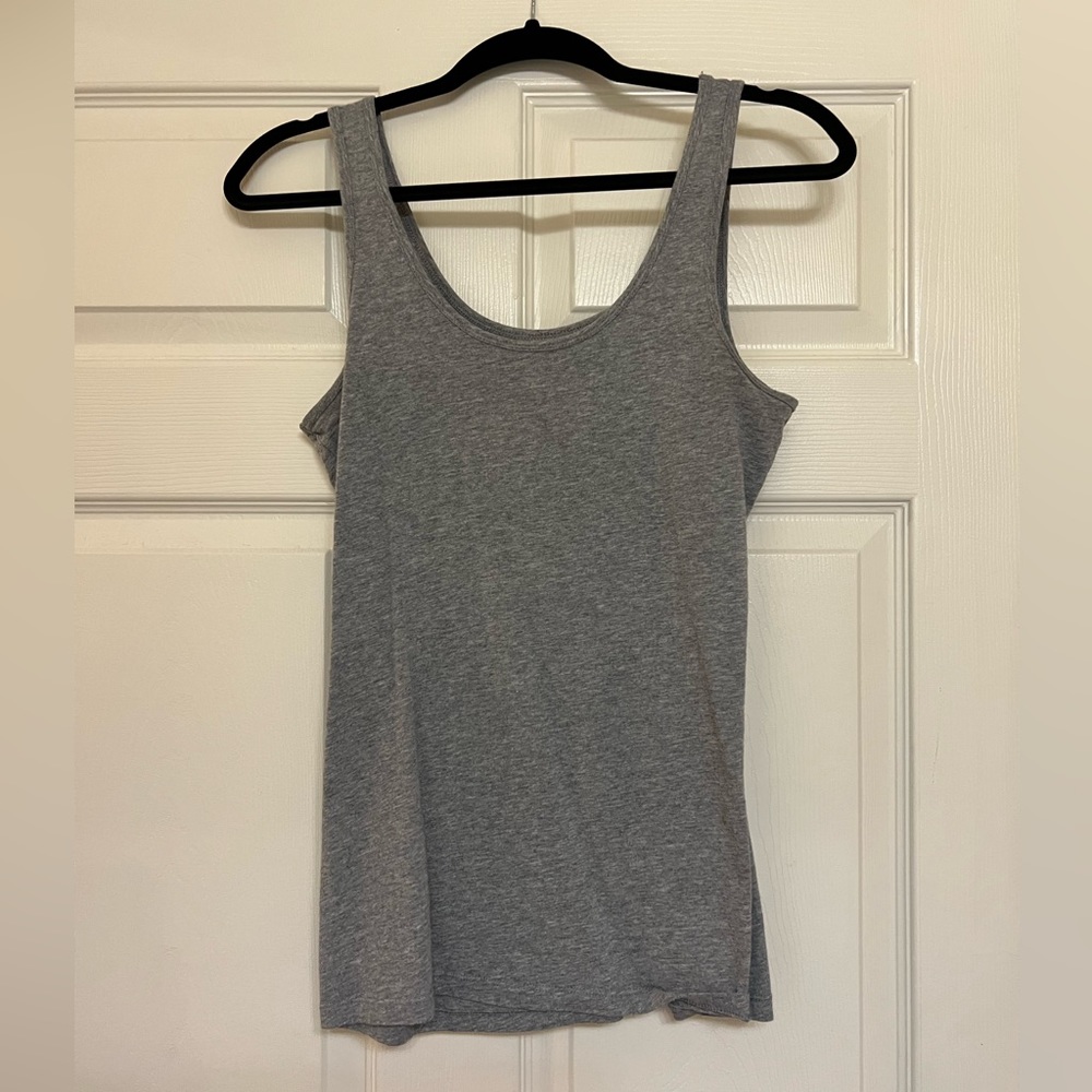 Grey tank top